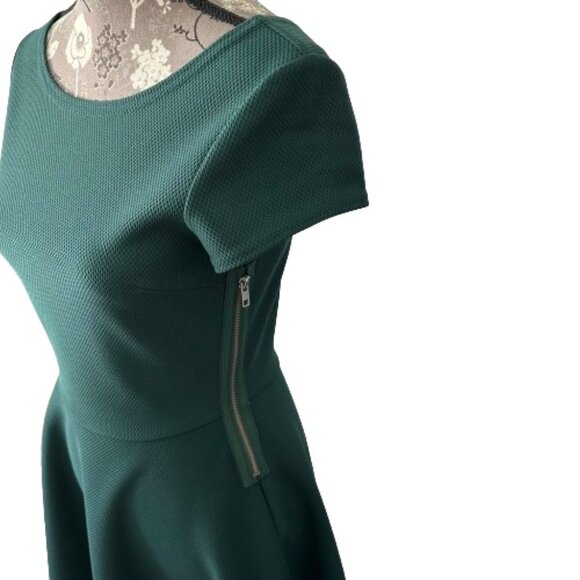 love...ady Women's Small Green Mini Fit & Flare With Short Cup Sleeves Dress - Picture 4 of 15